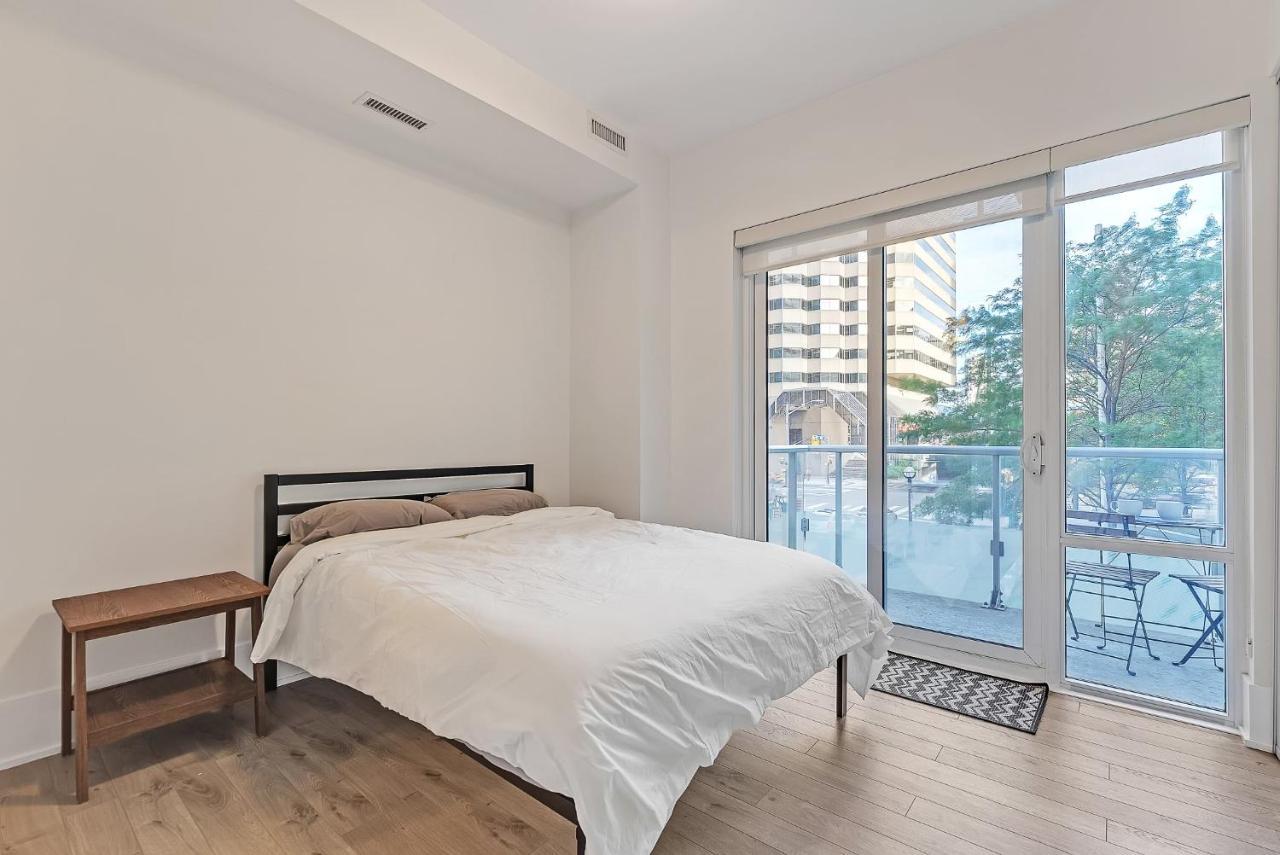 2Br 2Bth Apt-Rogers Center-Cn Tower-Free Parking Lejlighed Toronto Eksteriør billede