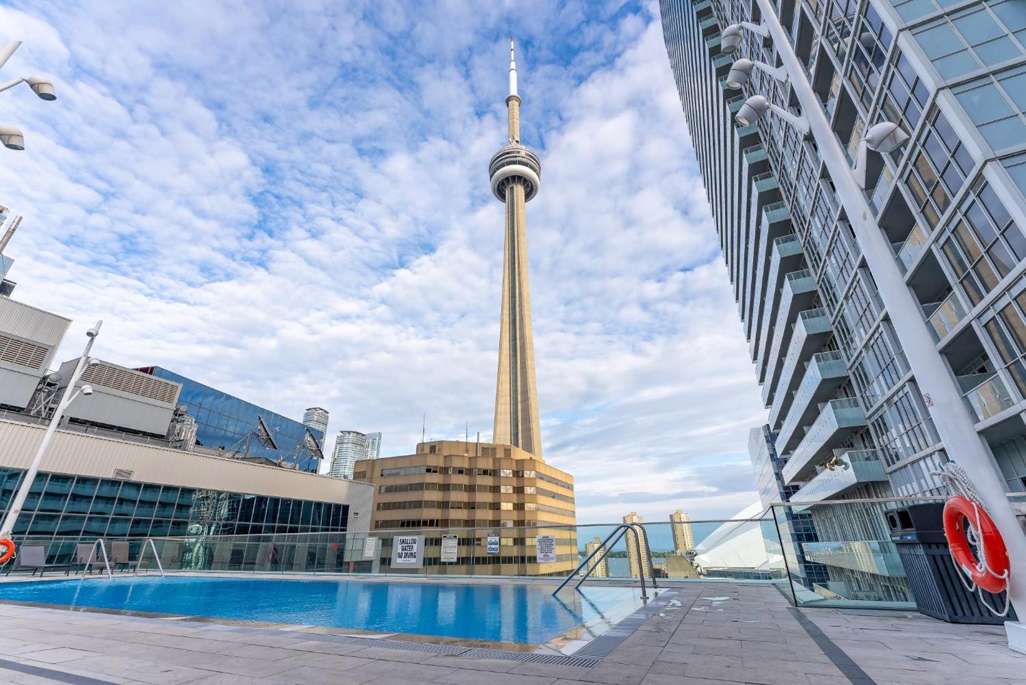 2Br 2Bth Apt-Rogers Center-Cn Tower-Free Parking Lejlighed Toronto Eksteriør billede